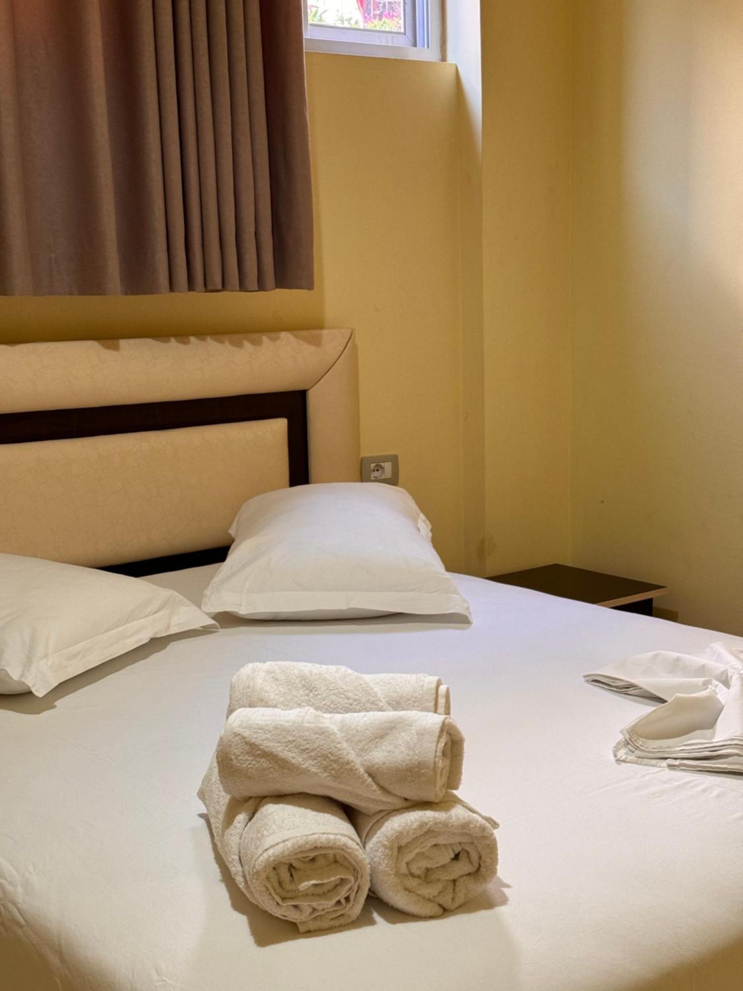 קסאמיל Amelia Apartments מראה חיצוני תמונה