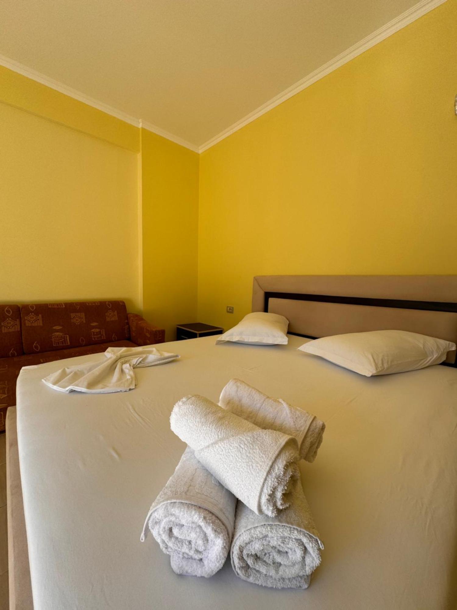 קסאמיל Amelia Apartments מראה חיצוני תמונה